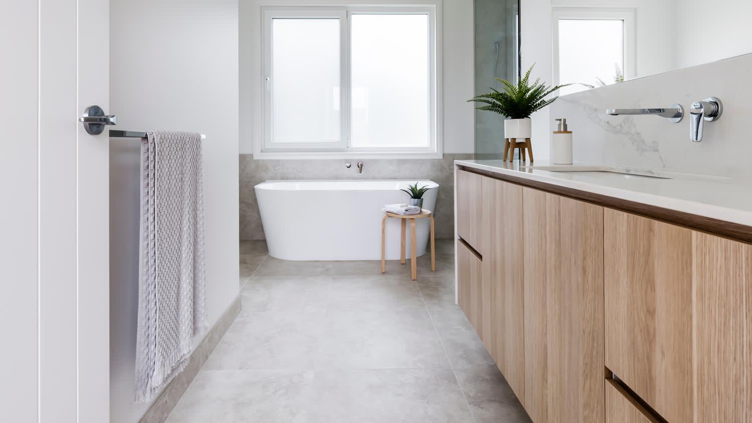 luxury porcelain tile bathroom